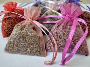 wholesale dried lavender filled organza bags